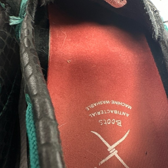 Twisted X Women's Black Crocodile Print Leather Moccasin Shoes 7M - Picture 8 of 12